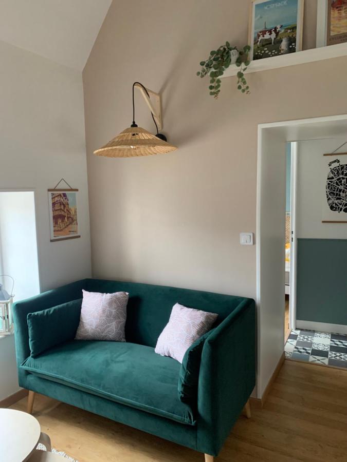 Charmant Appartement Renove Bayeux Exterior photo